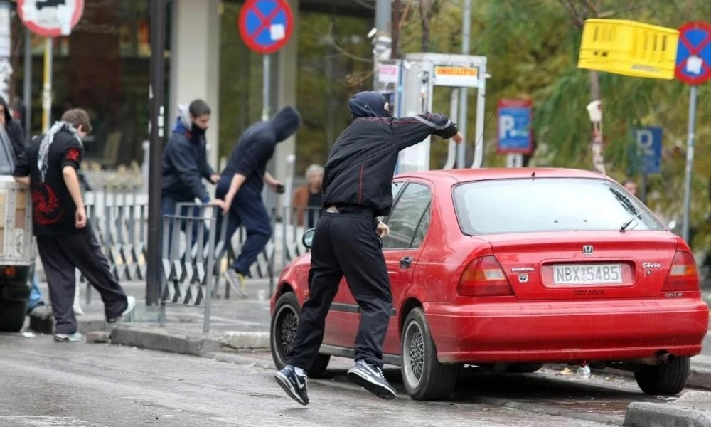 Μέχρι εδώ επιτέλους-Συνεχόμενα περιστατικά βίας σε Σχολεία δίνει την εικόνα μιας σάπιας κοινωνίας που βρίσκεται πριν την καταστροφή